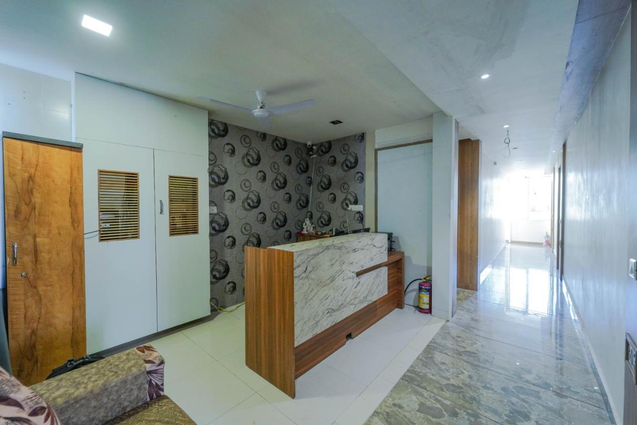 Hotel New Empire Ahmedabad Extérieur photo